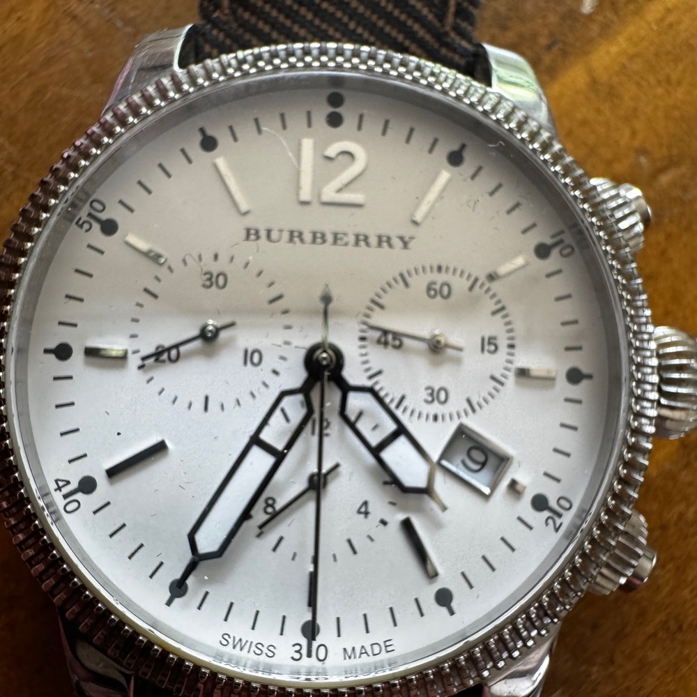 Burberry White Stainless Steel The Utilitarian House Check BU7820 watch 42 mm